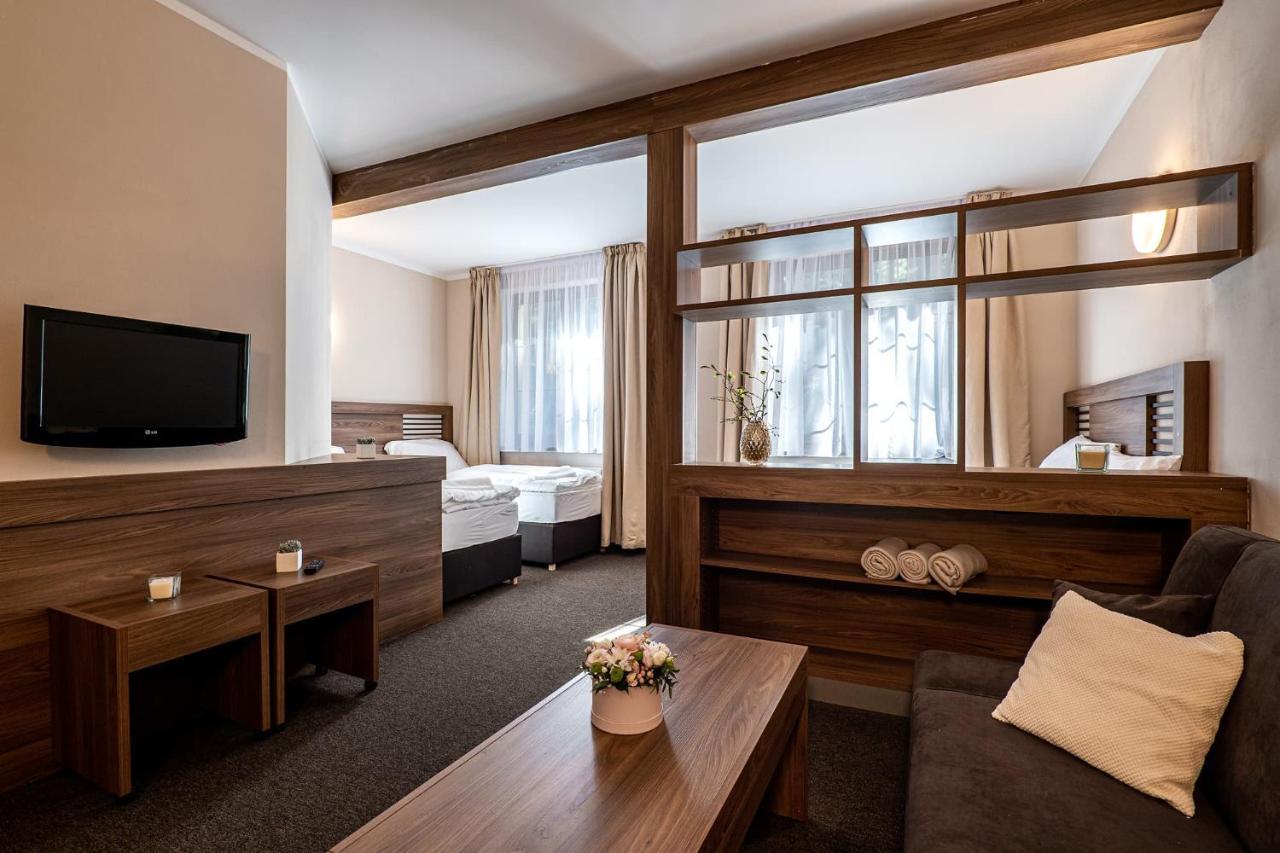 Wellness Hotel Pod Kycmolem ฮอร์นีลอมนา ภายนอก รูปภาพ